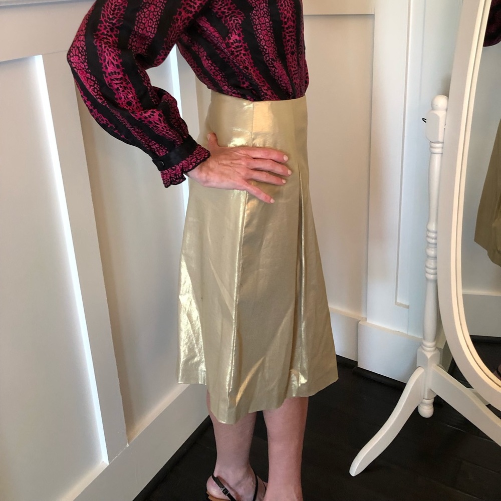DKNY gold pleated skirt tailored to size 0